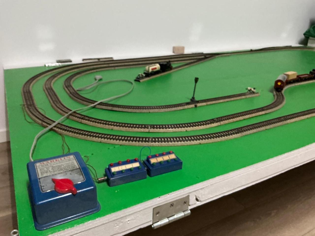 Marklin treintafel incl treintjes