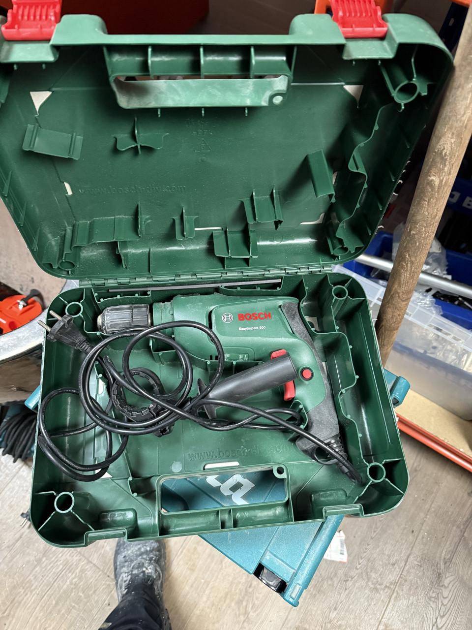 Veel gereedschap alles samen te koop