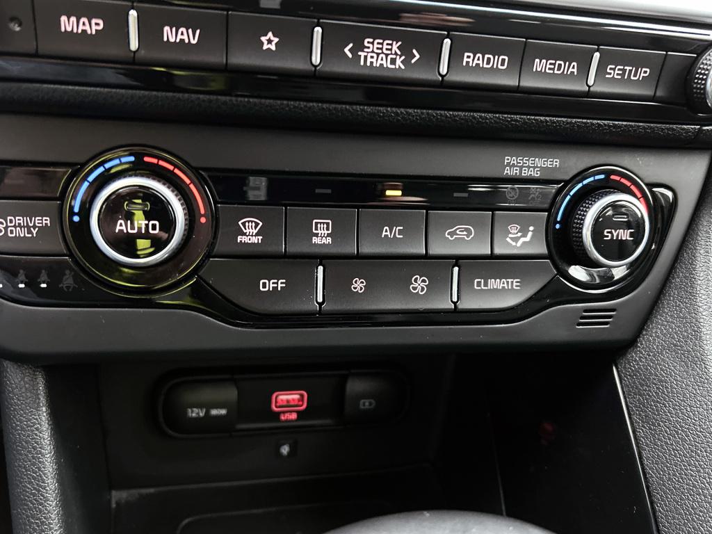 Kia Niro 1.6 gdi hybrid dynamicplusline 18 " velgen | stoel en stuurwielver