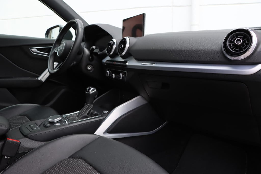 Audi Q2 35 tfsi s edition 150pk s-tronic