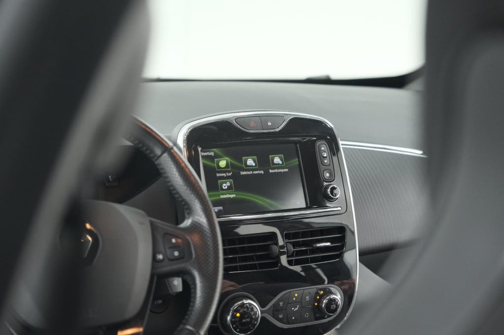 Renault Zoe q90 intens quickcharge 41 kwh | huuraccu | parkeersensoren | na