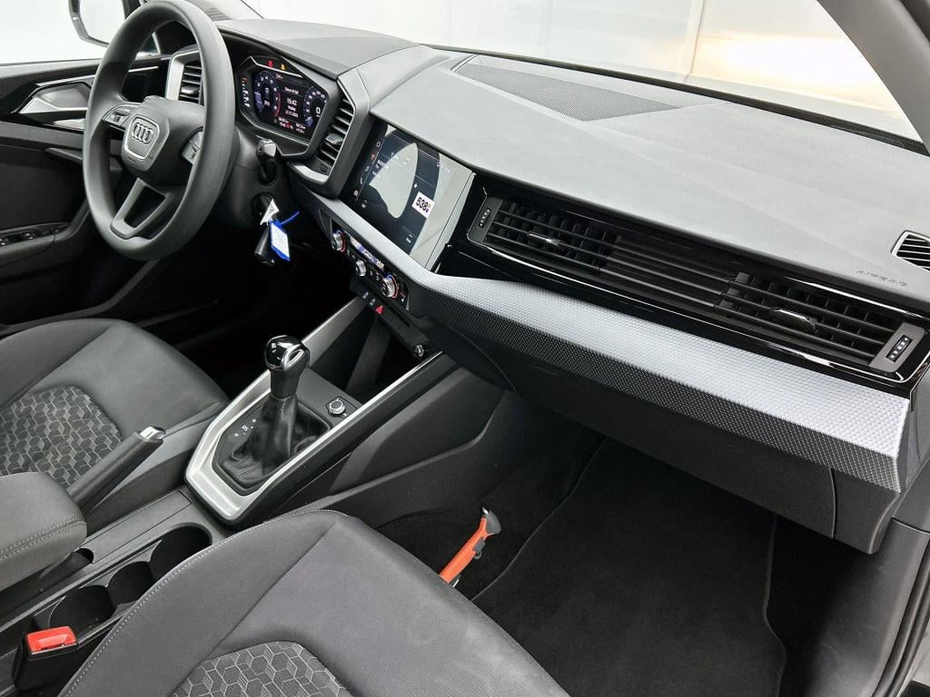 Audi A1 Sportback 35 tfsi pro line s | automaat | parkeer sensoren | climat