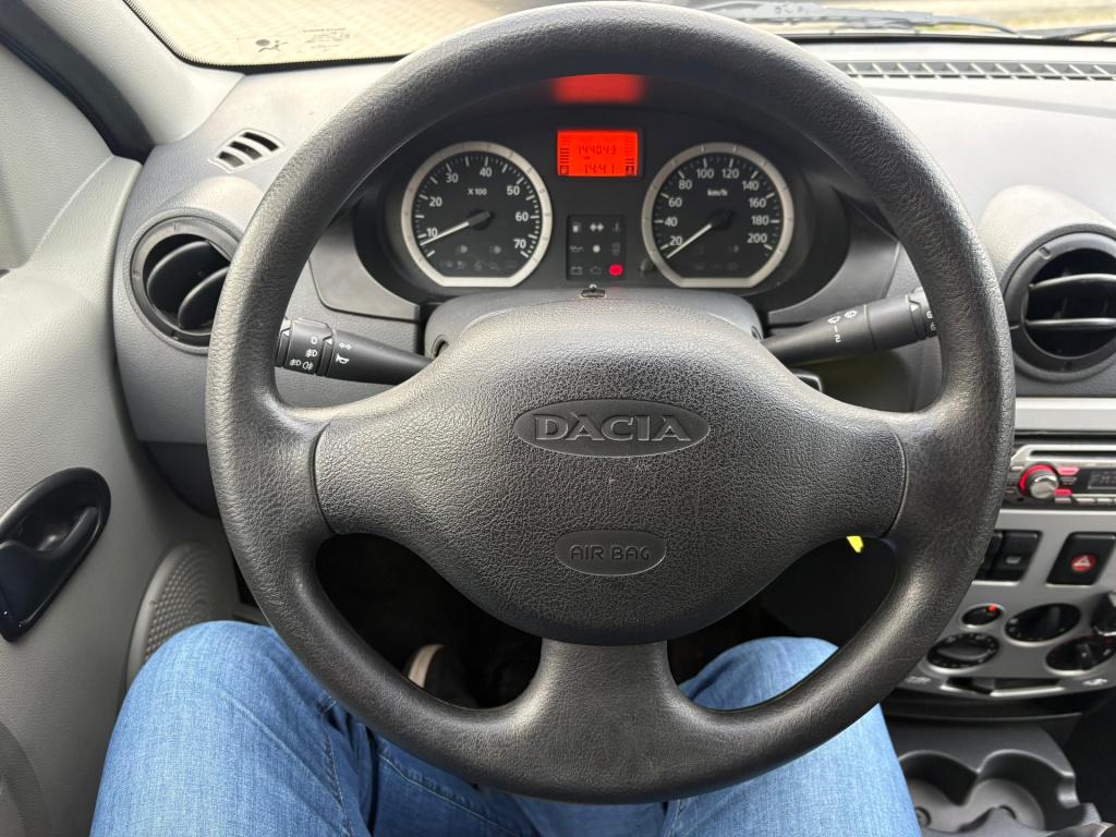 Dacia Logan mcv 1.6-16v lauréate