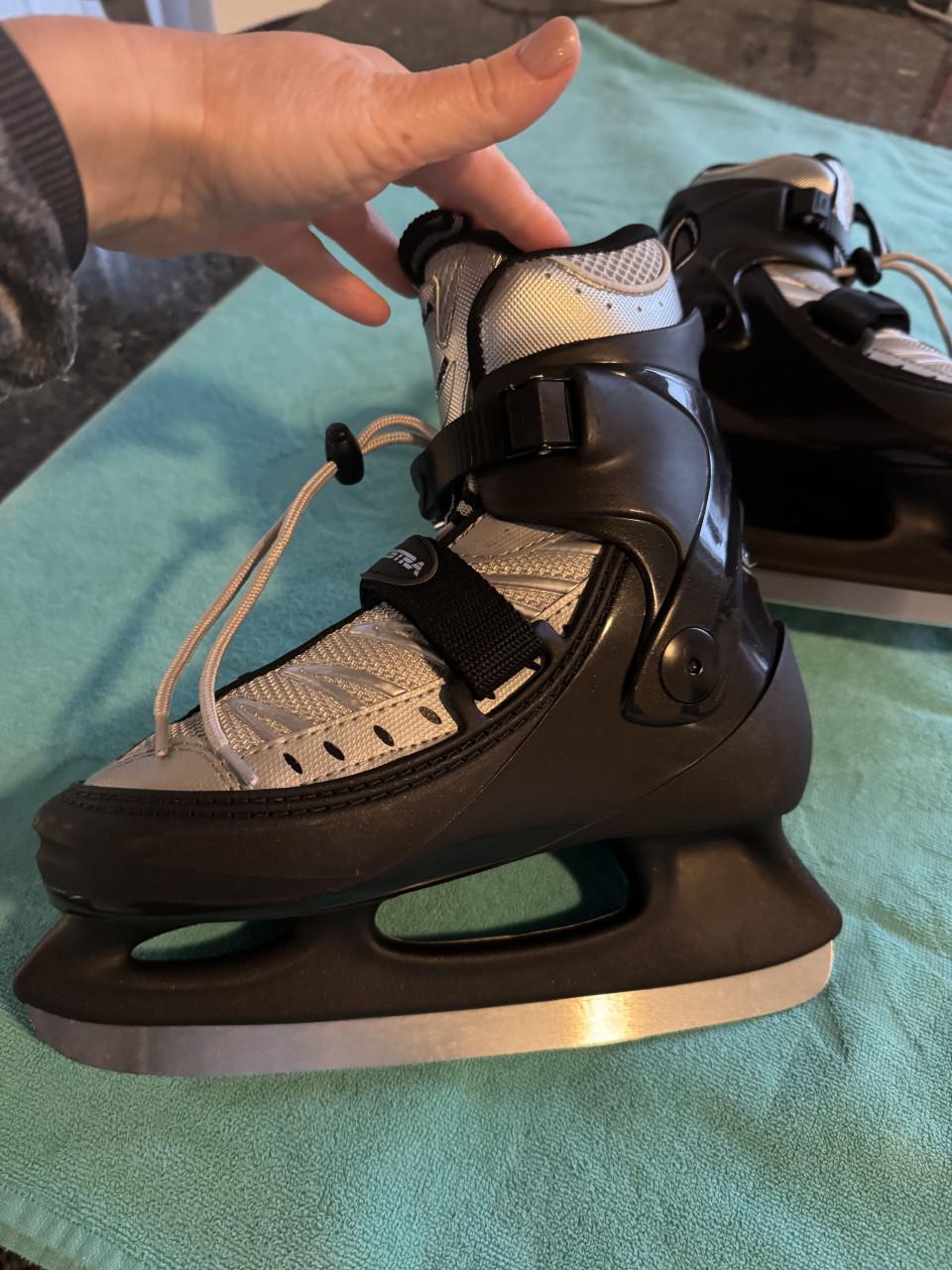 Schaatsen maat 37 Zandstra