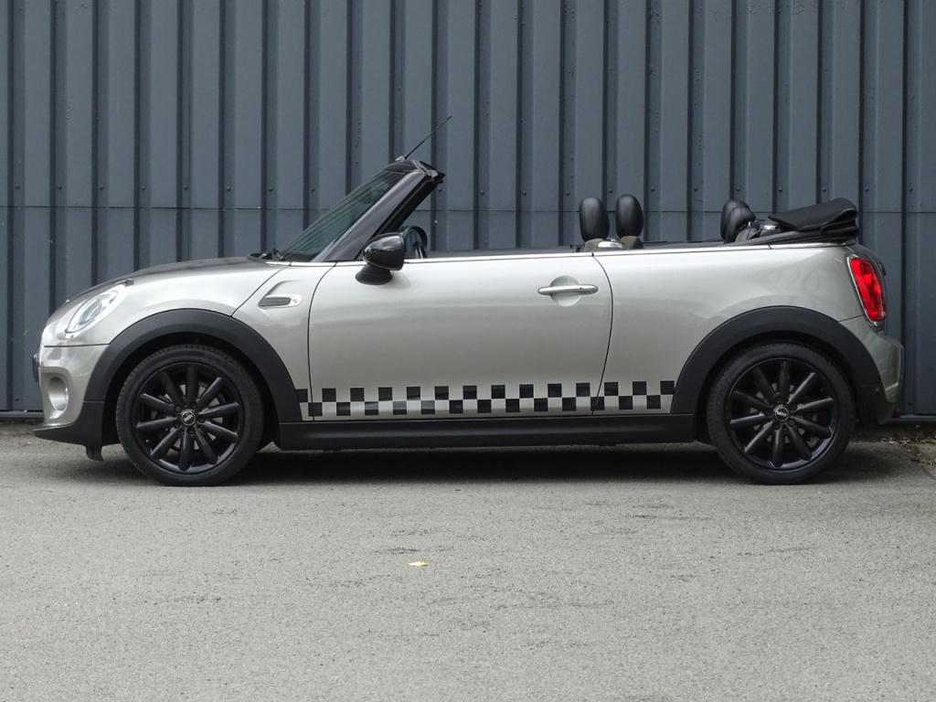 Mini Cooper Cabrio mini 1.5 chili serious business | cabriolet | led | lede