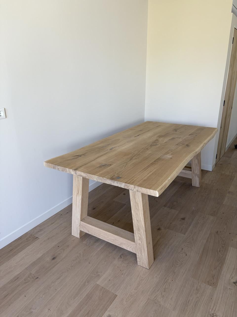 Massief eiken tafels te koop