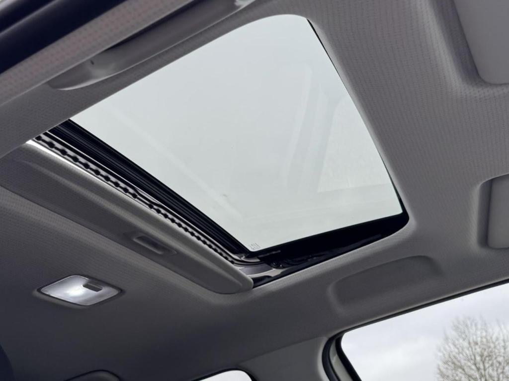 Hyundai Inster evolve sky plus 49 kwh