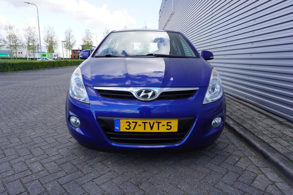 Hyundai I 20 1.2i plus climate / elektr. ramen / nap