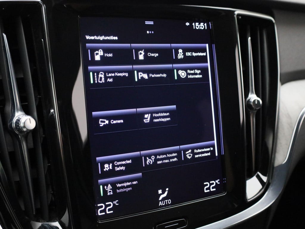 Volvo V60 2.0 t6 recharge awd inscription | automaat | lmv | trekhaak | led