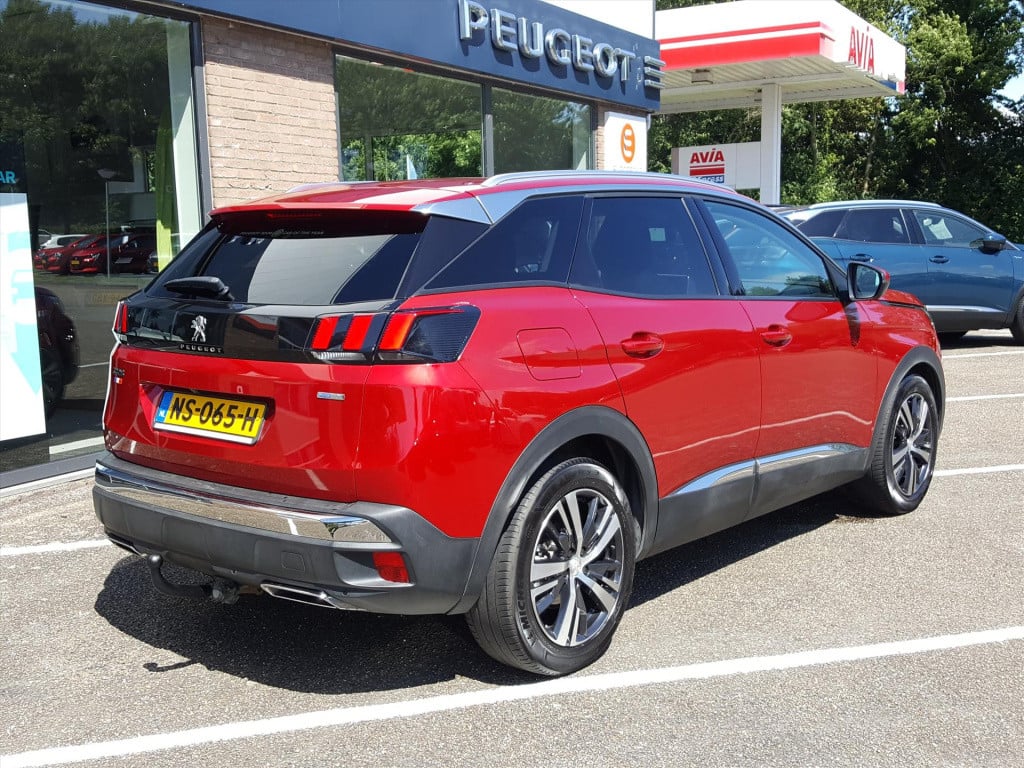 Peugeot 3008 1.2 130pk première automaat navigatie | trekhaak | panoramisch