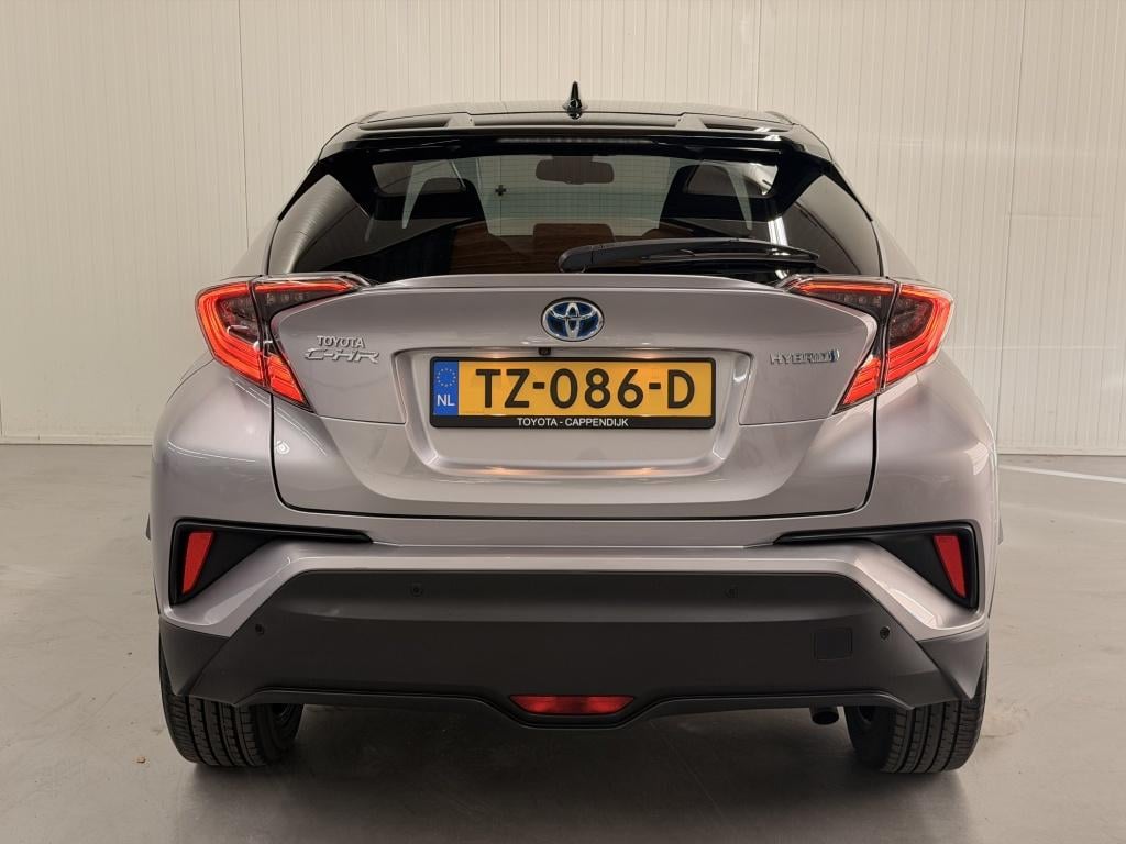 Toyota C-hr 1.8 hybrid bi-tone plus