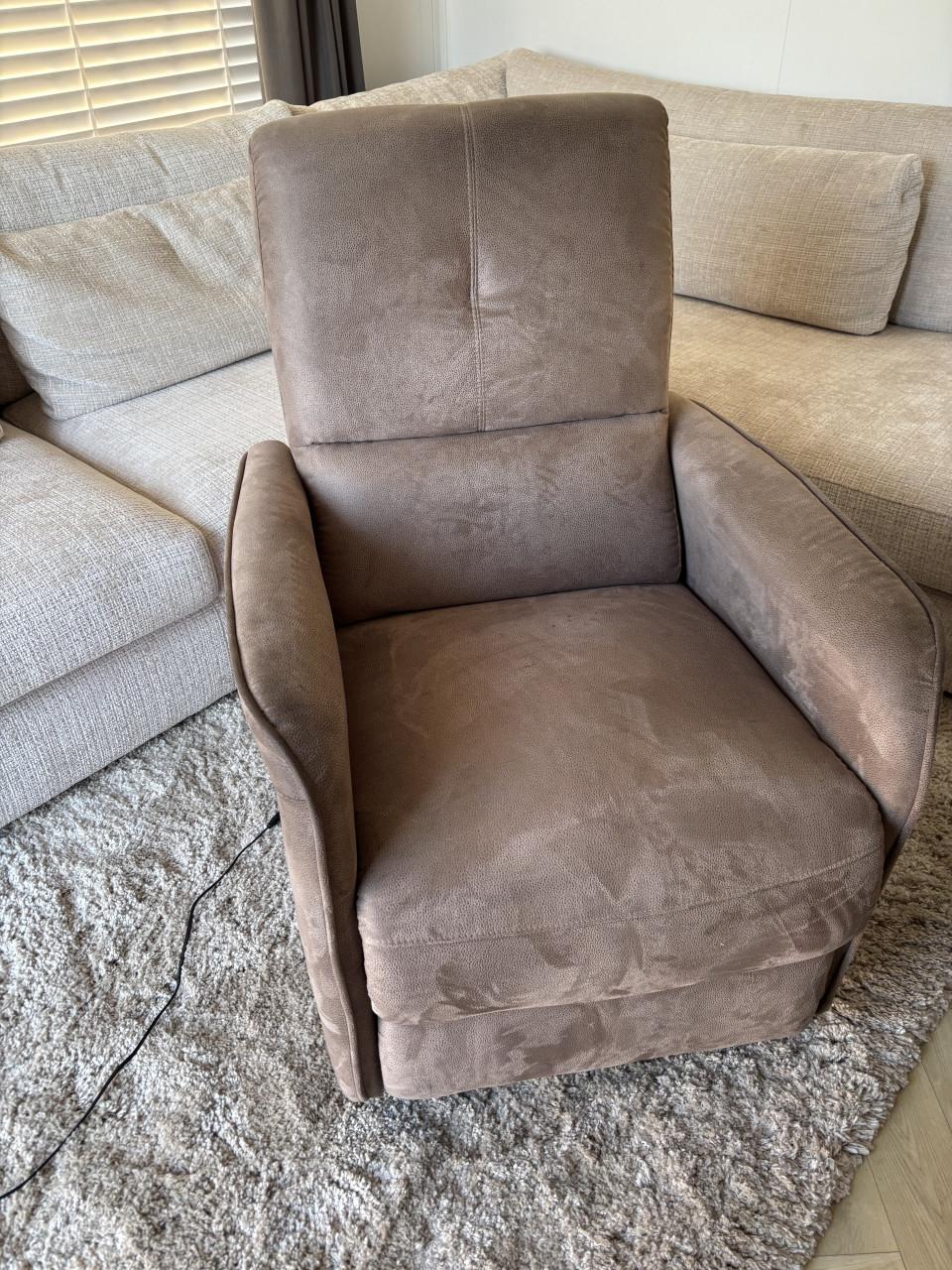 Te koop: elektrische stoel