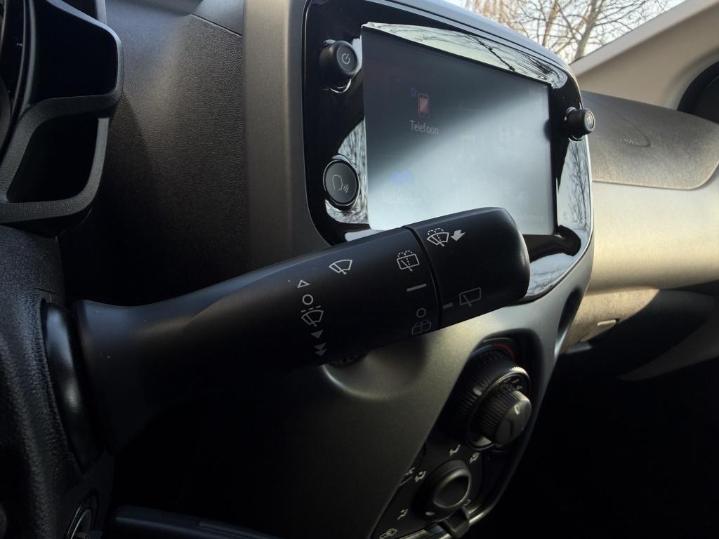 Toyota Aygo 1.0 x-play - 22.000km - dealeronderhouden - carplay -