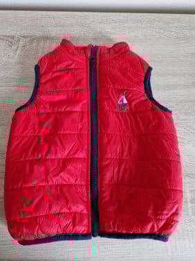 C&A bodywarmer maat 86