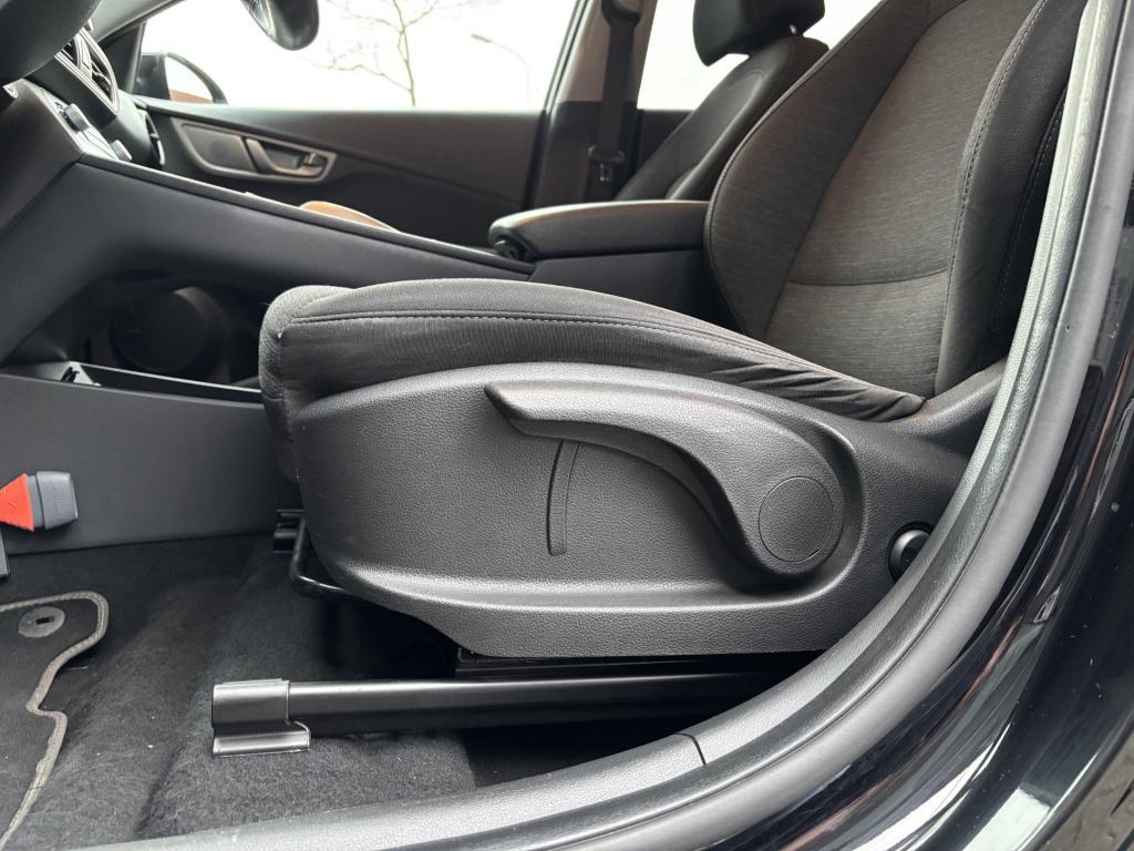 Hyundai Kona ev fashion 64 kwh soh 95% 3-fase lader!