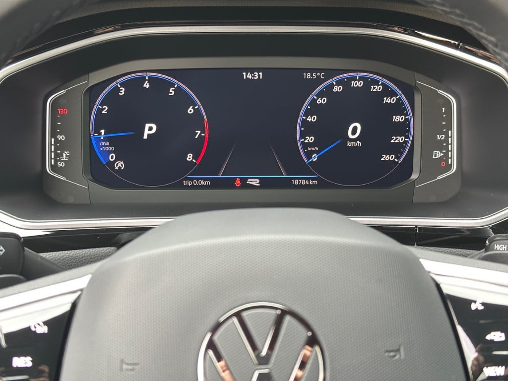 Volkswagen T-roc 1.5 tsi 150pk dsg r-line | camera | keyless | elek. achter