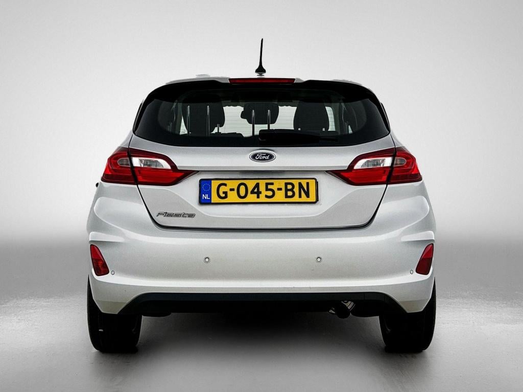 Ford Fiesta 1.1 trend | parkeer sensoren | lmv | bluetooth | dab | airco | 