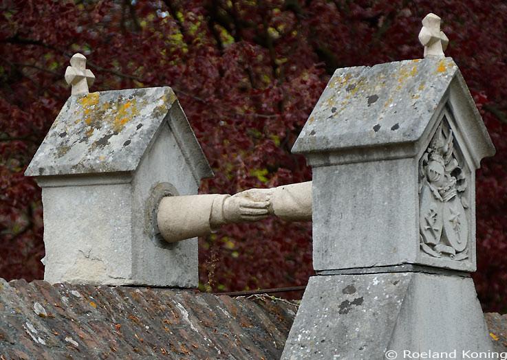 VERGULDE SYMBOLIEK VOOR EEUWIGE VERBONDENHEID ,LAAT 18DE EEUW