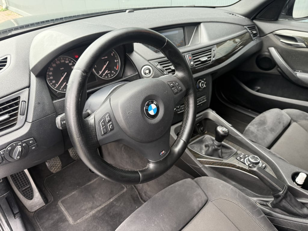 BMW X1 s-drive18i 2.0 150pk executive m-sportpakket
