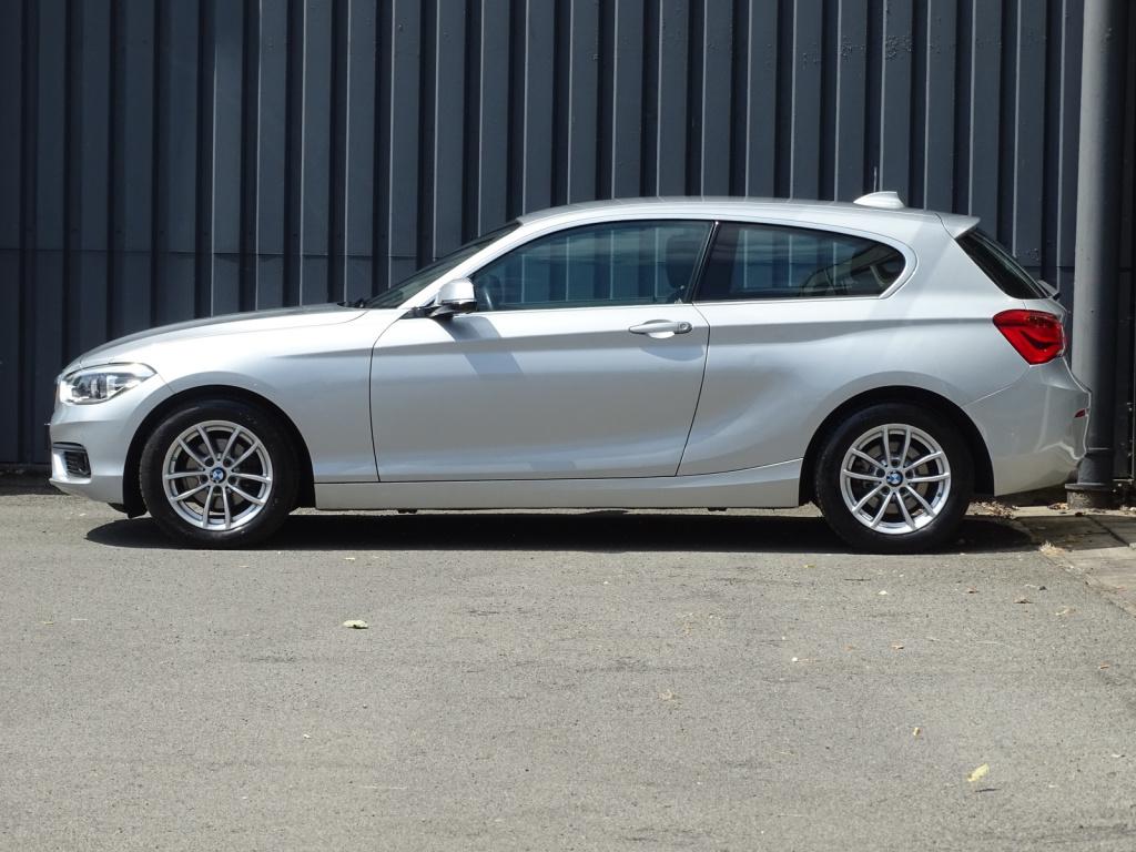 BMW 1 Serie 118i executive | led | navi | bluetooth