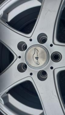 4 winterbanden 215/65 r16