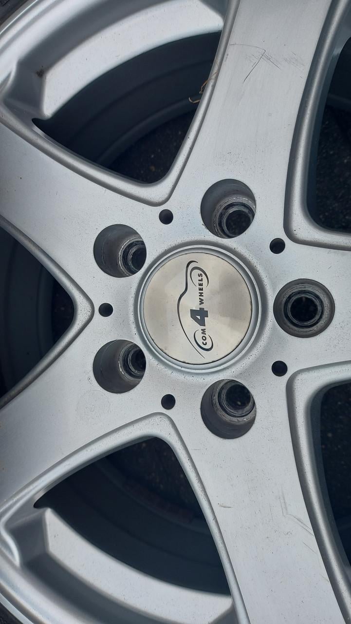 4 winterbanden 215/65 r16