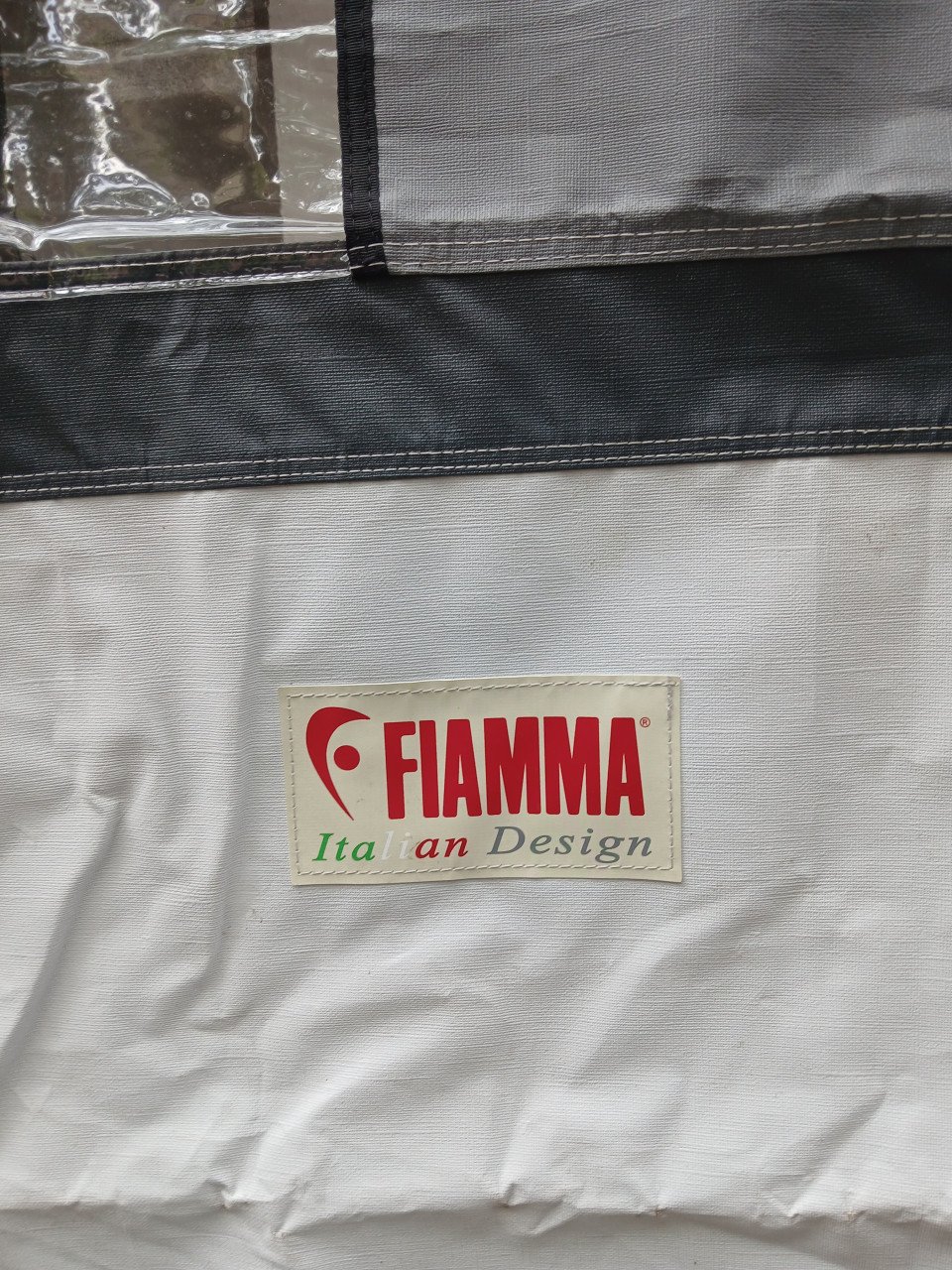 Fiamma voorwand 330 cm