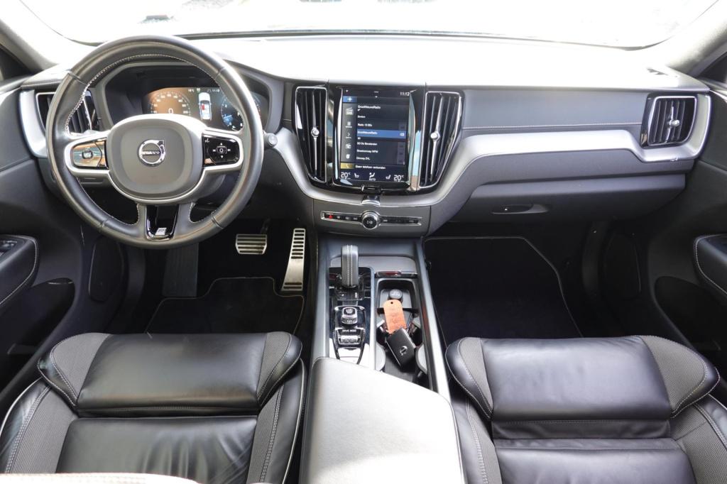 Volvo XC60 2.0 b5 r-design