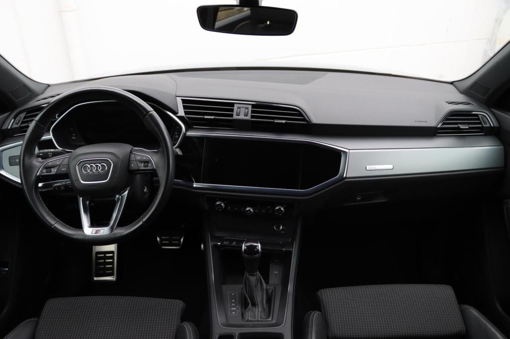 Audi Q3 sportback 45 tfsi e s edition 245pk s tronic | soh 99% |