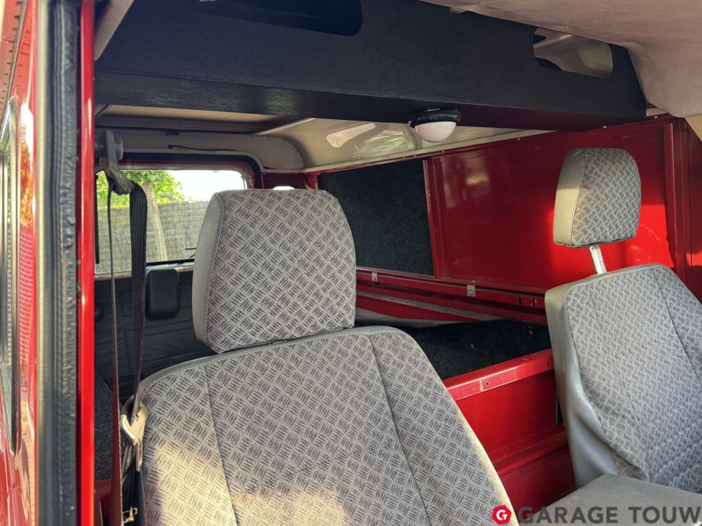 Land Rover Defender 2.5 td5 110" hard top
