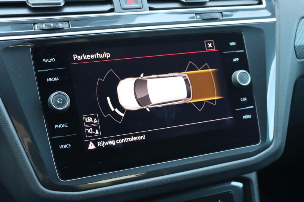 Volkswagen Tiguan 1.5 tsi r-line business+ 150pk dsg7