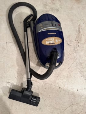 Panasonic stofzuiger 1600 watt.
