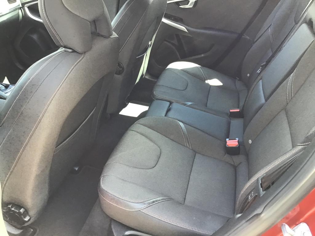 Volvo V40 cross country 1.5 t3 nordic+ nieuwstaat 1e eigenaar navi voc