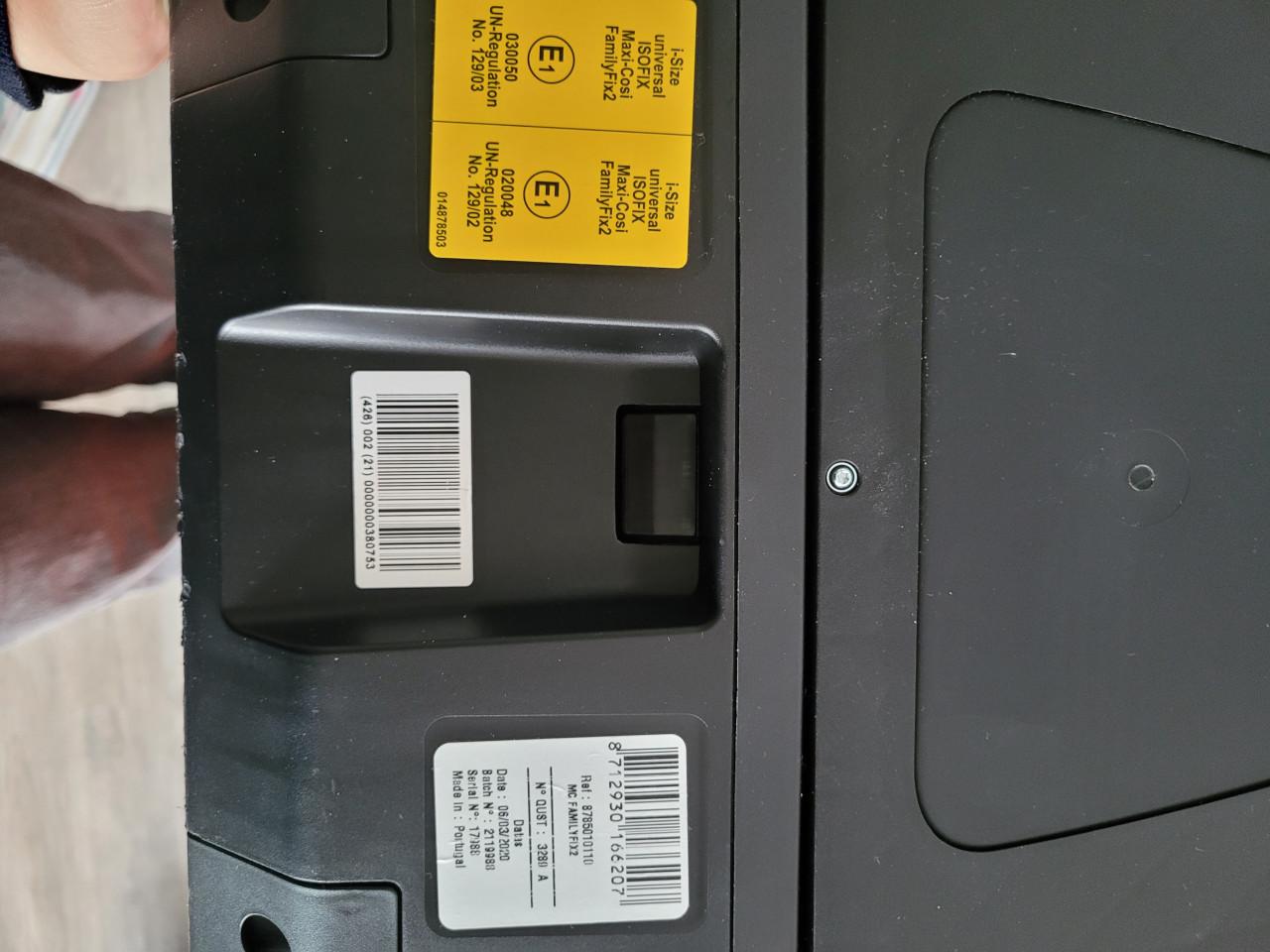 GERESERVEERD Maxi Cosi Tinca + Familyfix2