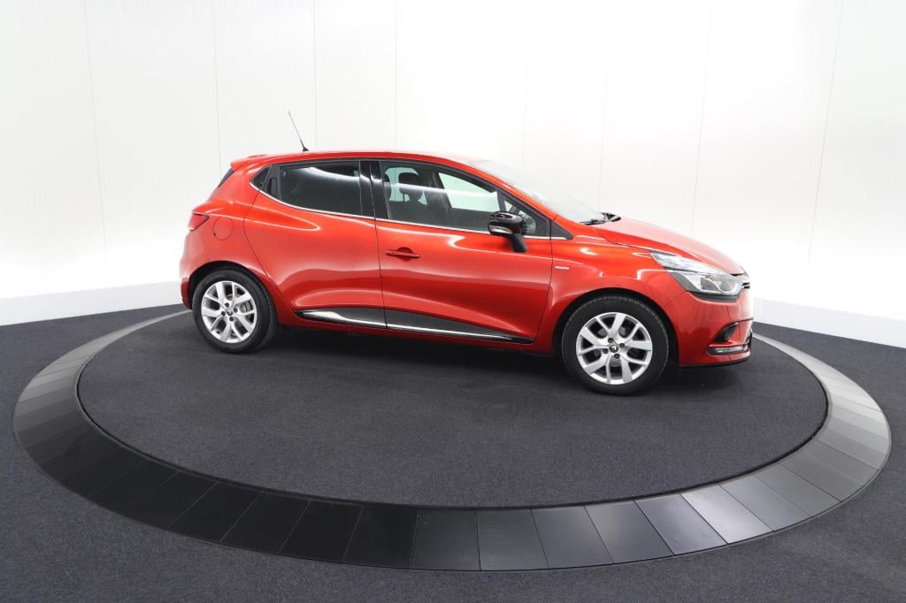 Renault Clio tce 90 limited | trekhaak | parkeersensoren | navigatie