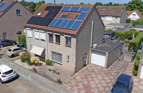 Twee onder één kap woning