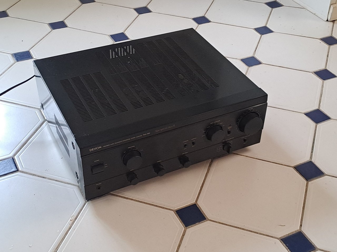 DENON PMA-860 Integrated Stereo Amplifier