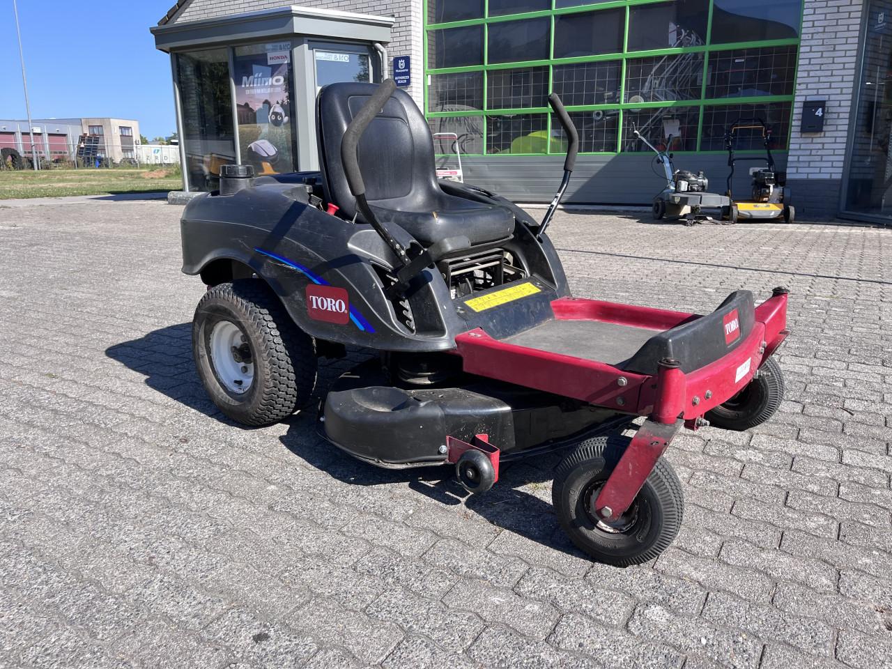 Toro zeroturn zitmaaier