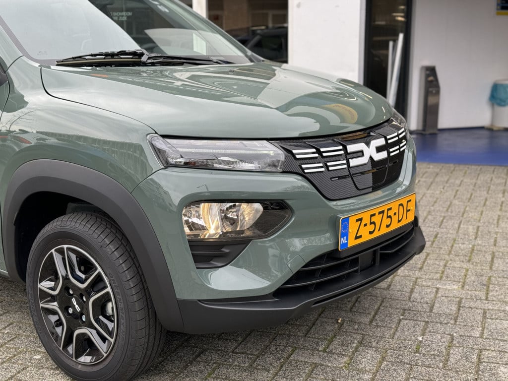 Dacia Spring essential 27 kwh - demo / reservewiel