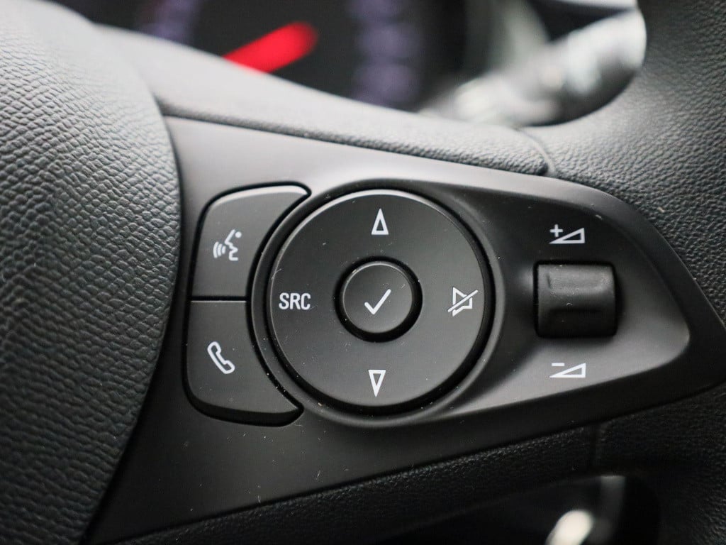 Opel Corsa 1.2 edition | navigatie | apple carplay / android auto | dab | a