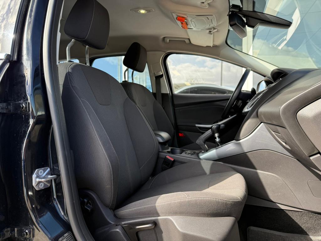 Ford Focus wagon 1.0 ecoboost titanium