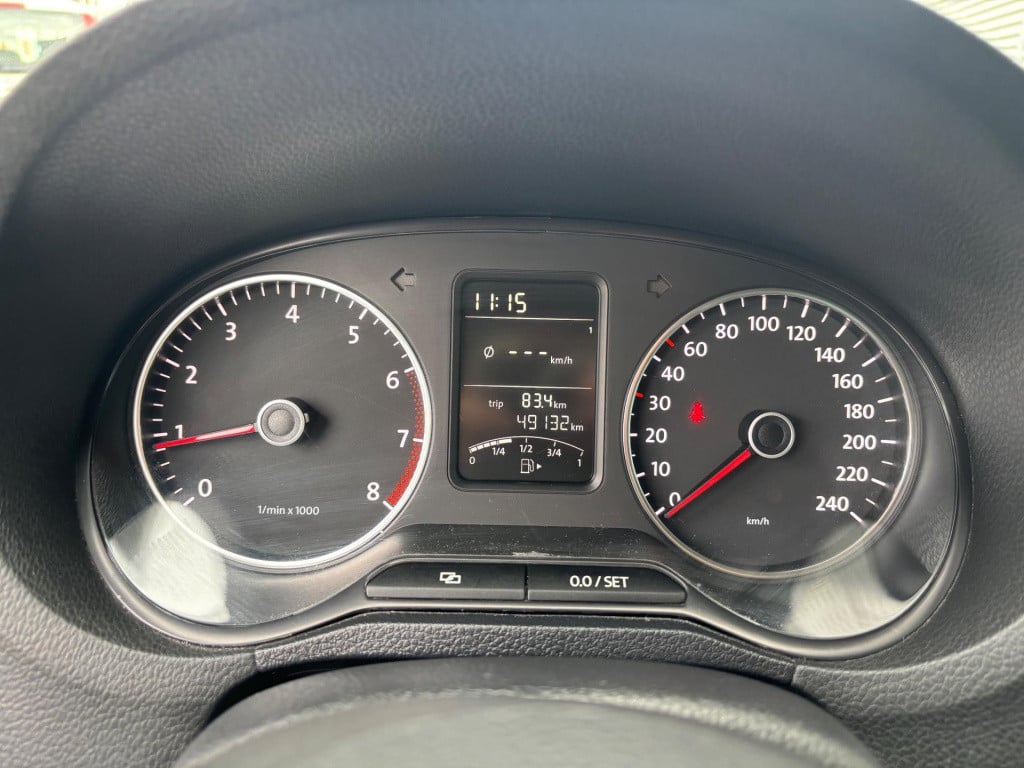 Volkswagen Polo 1.4-16v highline