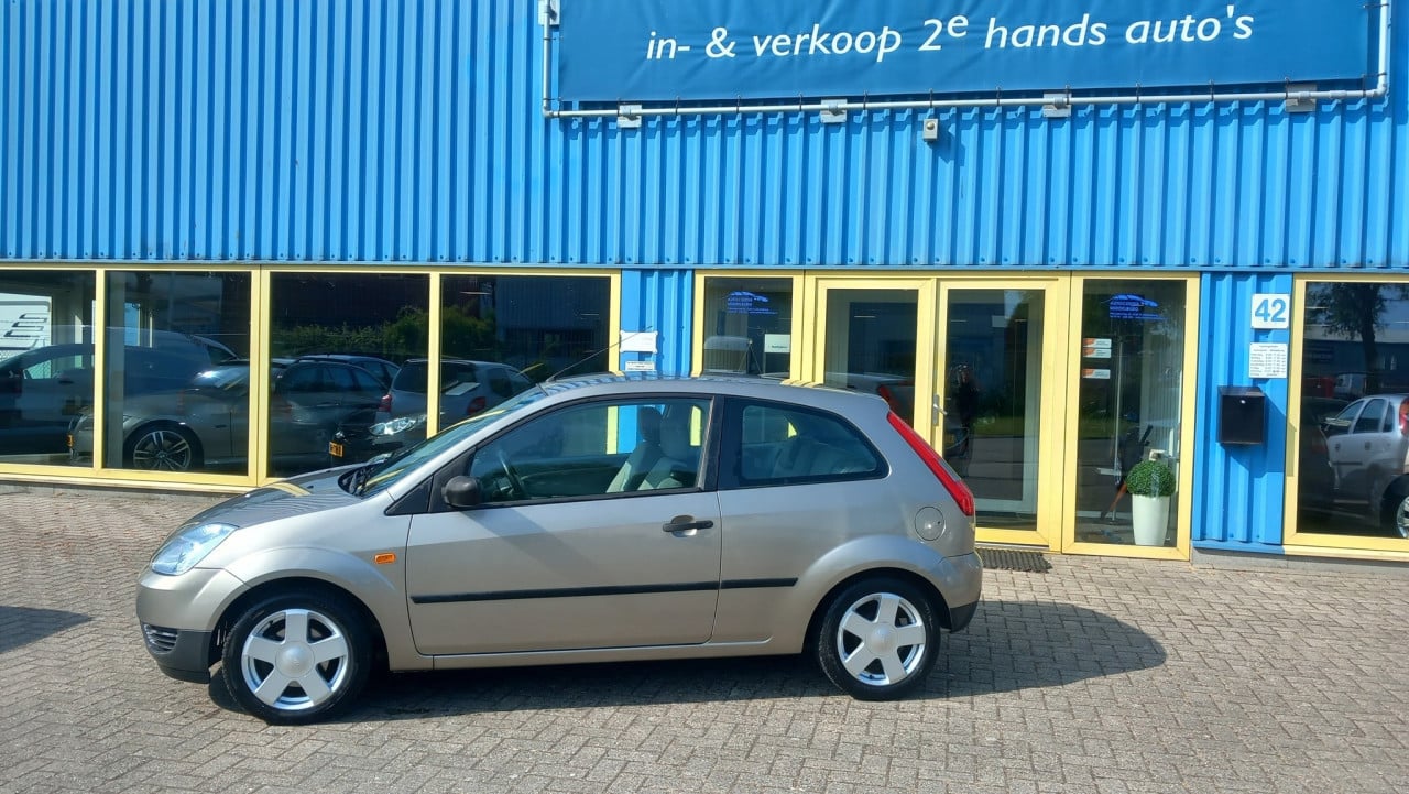 Ford FIESTA 1.25-16v Centennial 3dr bj:2003 airco-navigatie