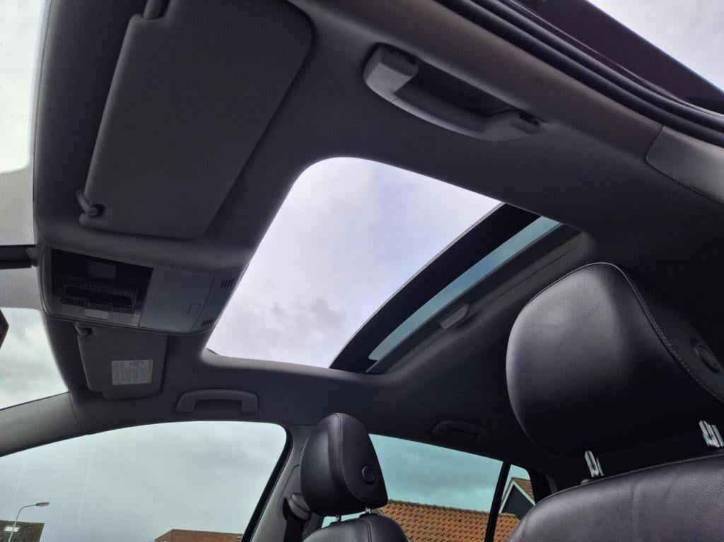 Volkswagen Golf 1.2 tsi comfortline / keyless / massagestoel / schuifdak / 