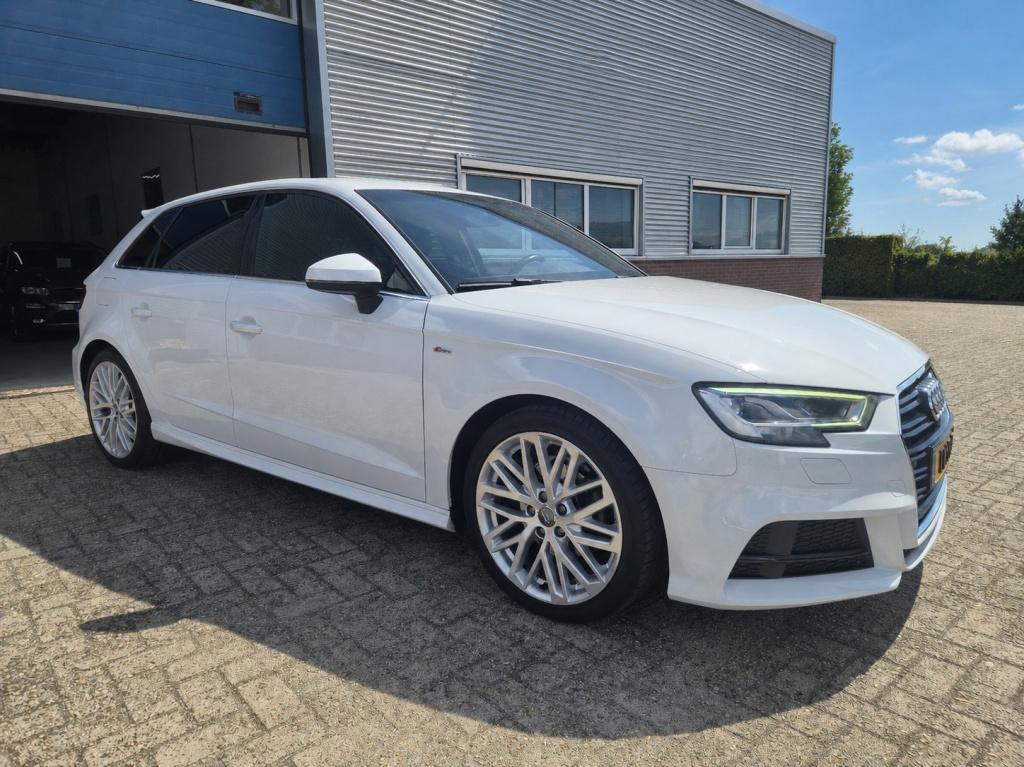 Audi A3 sportback 1.0 tfsi sport s line edition