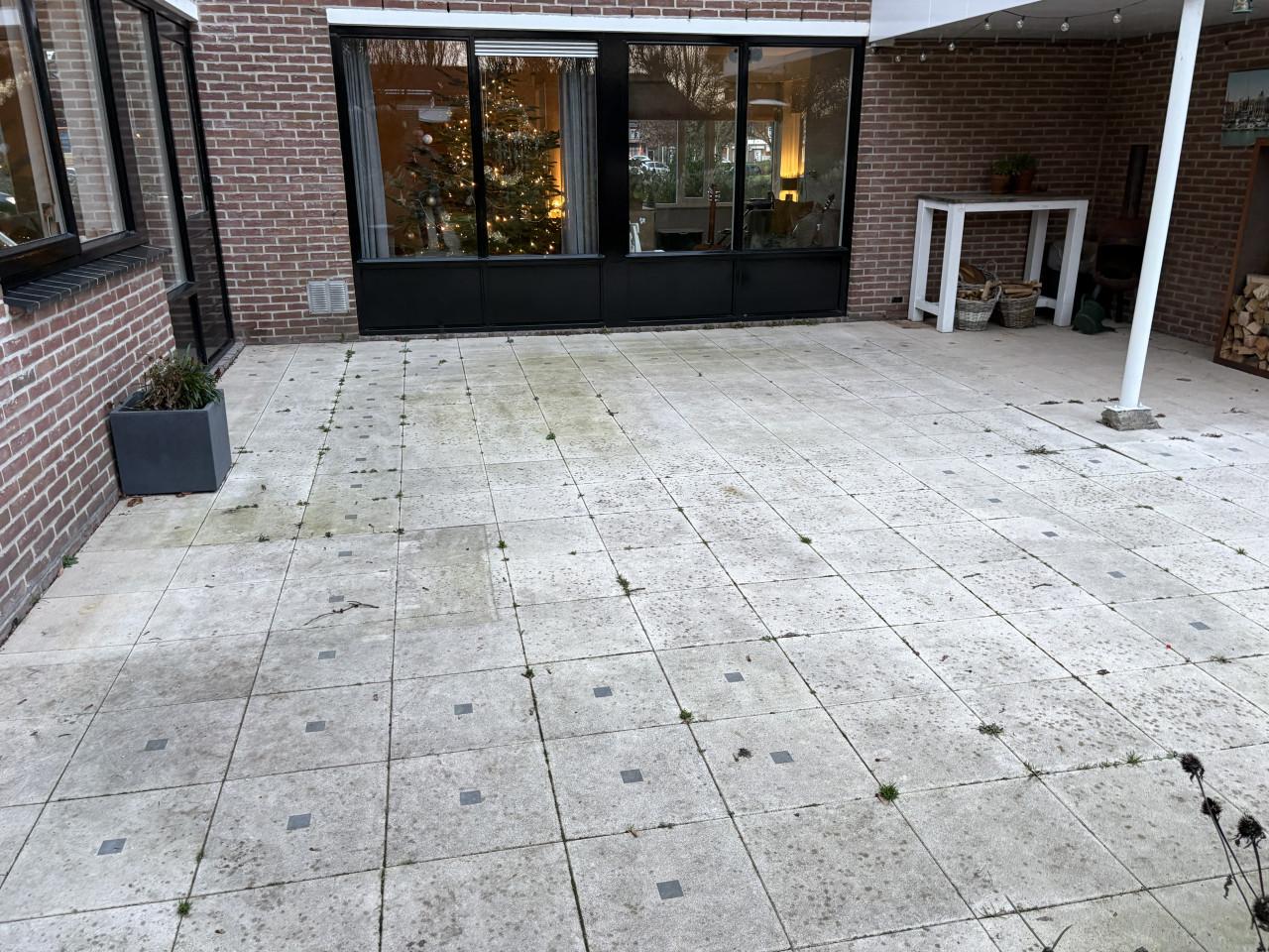Gratis 143 terrastegels 40 x 40