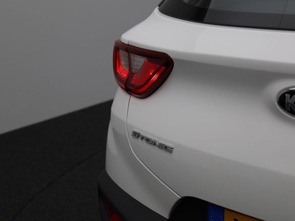 Kia Stonic 1.0 t-gdi mhev dynamicline | apple carplay / android auto | park