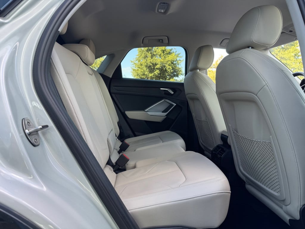 Audi Q3 sportback 35 tfsi pro line * leder * keyless * 360 camera * stoelve
