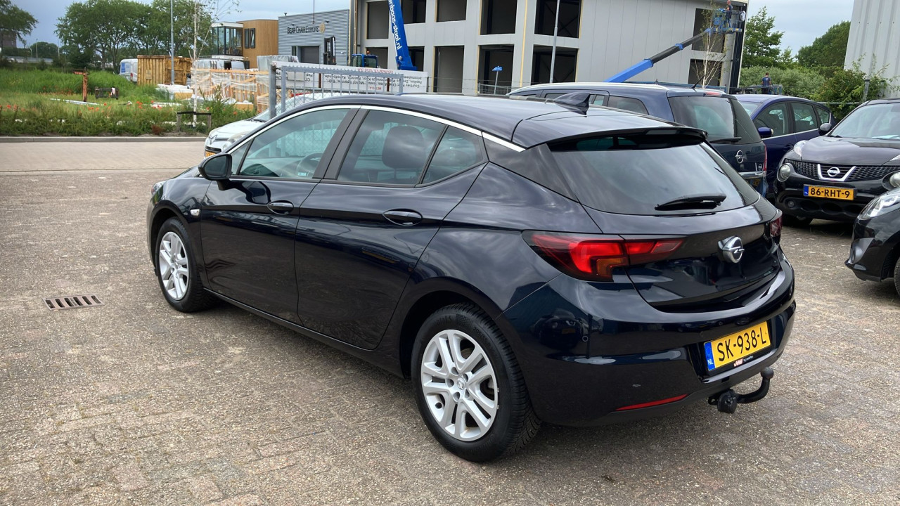Opel astra 1.0 online edition 2018