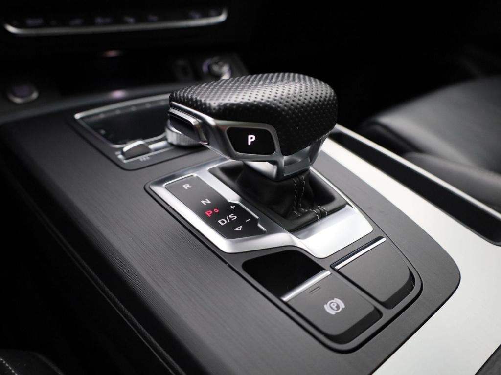 Audi Q5 55 tfsi e quattro competition | s- line | panoramadak | bang & oluf